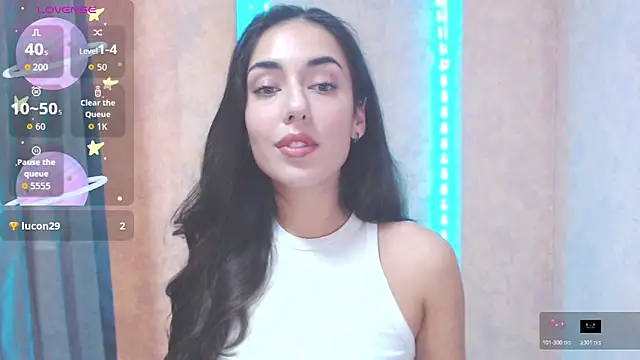 Lovelllyy online show from October 2025 10:59:01 AM
