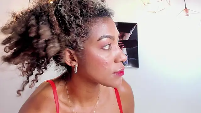 hailey thompsonX online show from February 2025 04:47:01 PM