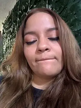 Snapshot of victoria__floyd chatting on February 2025 08:58:02 PM victoria floyd online show from February 2025 08:58:02 PM