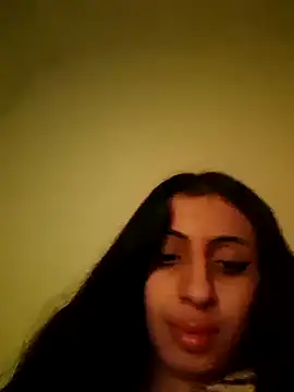 Snapshot of majdolin78 chatting on January 2025 08:30:01 PM majdolin78 online show from January 2025 08:30:01 PM