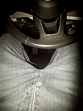 Snapshot of Nzino1983 chatting on March 2026 06:01:01 PM Nzino1983 online show from March 2026 06:01:01 PM