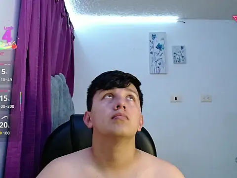 Snapshot of Alan_red chatting on November 2025 01:59:02 AM Alan red online show from November 2025 01:59:02 AM