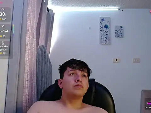 Snapshot of Alan_red chatting on July 2026 03:38:01 PM Alan red online show from July 2026 03:38:01 PM