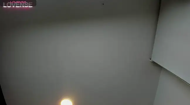 alicia chris online show from February 2025 03:40:01 AM