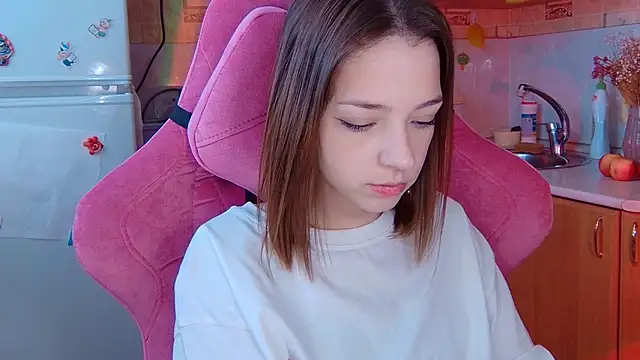 PamBeesly online show from March 2026 09:27:01 AM