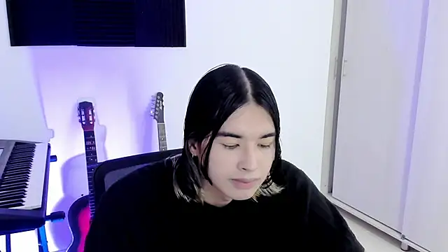 Snapshot of JordiWilld chatting on October 2025 11:40:02 PM JordiWilld online show from October 2025 11:40:02 PM