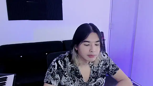 Snapshot of JordiWilld chatting on November 2025 12:42:02 AM JordiWilld online show from November 2025 12:42:02 AM