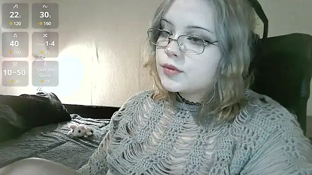 Snapshot of Electro_doll chatting on February 2025 10:59:01 AM Electro doll online show from February 2025 10:59:01 AM