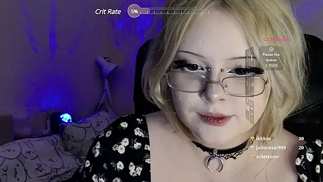 Snapshot of Electro_doll chatting on March 2025 02:29:02 PM Electro doll online show from March 2025 02:29:02 PM