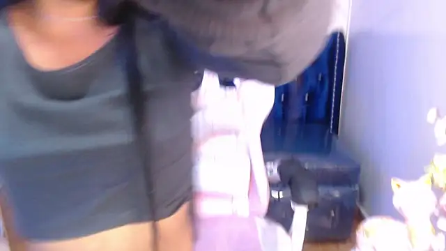 Paulette v online show from February 2025 04:00:01 PM