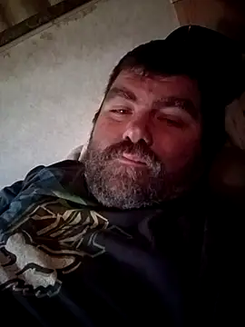 Snapshot of Rcraigue4 chatting on February 2025 10:55:02 PM Rcraigue4 online show from February 2025 10:55:02 PM