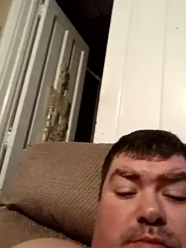 Snapshot of Rcraigue4 chatting on October 2025 10:49:02 AM Rcraigue4 online show from October 2025 10:49:02 AM