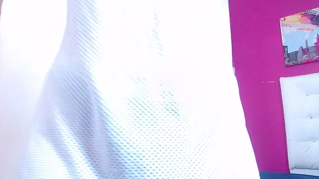 tinyy whore18 online show from November 2025 04:42:02 PM