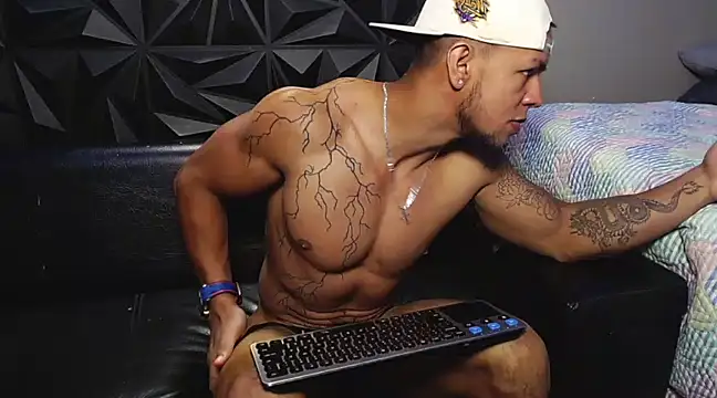 Snapshot of Jacob_Beckett chatting on February 2025 11:04:02 PM Jacob Beckett online show from February 2025 11:04:02 PM