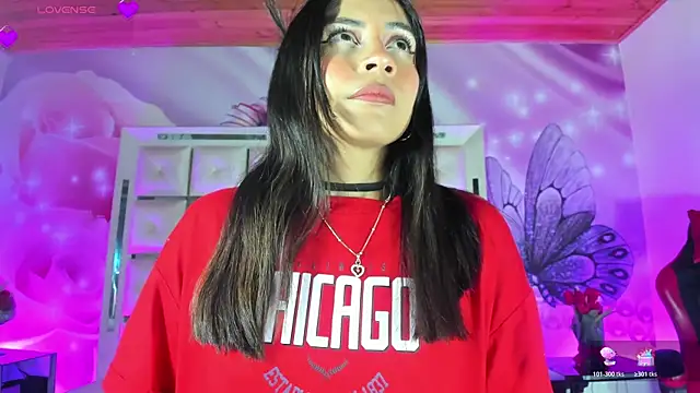 emili clark online show from March 2026 04:40:01 AM