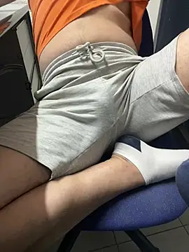 Snapshot of Greeneyes0820 chatting on April 2026 10:13:01 AM Greeneyes0820 online show from April 2026 10:13:01 AM