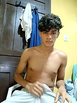 Snapshot of novinhopauzudo1000 chatting on January 2025 03:37:02 AM novinhopauzudo1000 online show from January 2025 03:37:02 AM