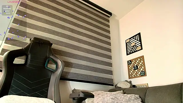 love sharol  online show from October 2025 03:03:02 AM