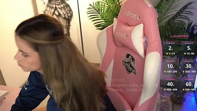 Snapshot of tatiana__cortes18 chatting on November 2025 08:19:02 PM tatiana cortes18 online show from November 2025 08:19:02 PM