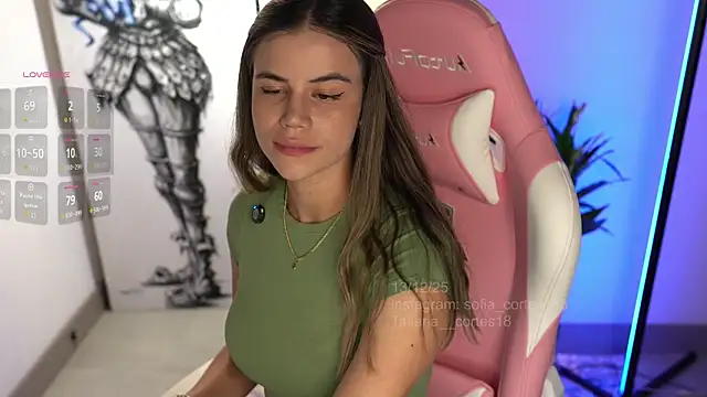 Snapshot of tatiana__cortes18 chatting on December 2025 11:32:01 PM tatiana cortes18 online show from December 2025 11:32:01 PM