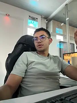 Thonny-becker online show from October 2025 10:32:02 PM