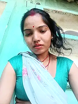 Bhuvi Bedi online show from February 2025 09:11:02 AM