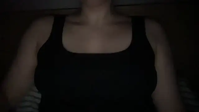 liliwhite2222 online show from January 2025 05:59:02 PM