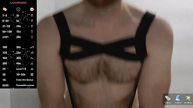 Snapshot of machohiberiko chatting on February 2025 07:03:02 PM machohiberiko online show from February 2025 07:03:02 PM