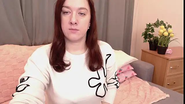 Snapshot of MarthaSimons chatting on February 2026 05:17:01 AM MarthaSimons online show from February 2026 05:17:01 AM