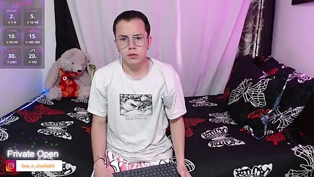 Tina 4 Charlie online show from September 2025 12:17:02 PM