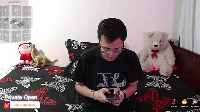 Tina 4 Charlie online show from October 2025 11:30:01 AM