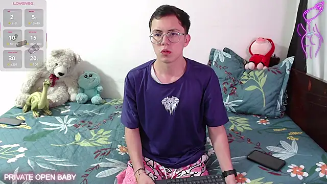 Tina 4 Charlie online show from October 2025 12:17:02 PM