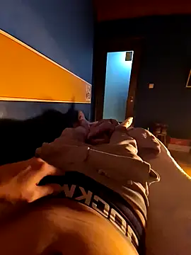 Snapshot of Pan0Sex chatting on February 2025 08:24:01 PM Pan0Sex online show from February 2025 08:24:01 PM