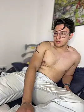 Amon  ashford online show from April 2026 02:09:01 AM