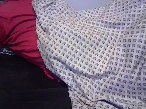 Snapshot of H50france chatting on October 2025 07:03:02 PM H50france online show from October 2025 07:03:02 PM