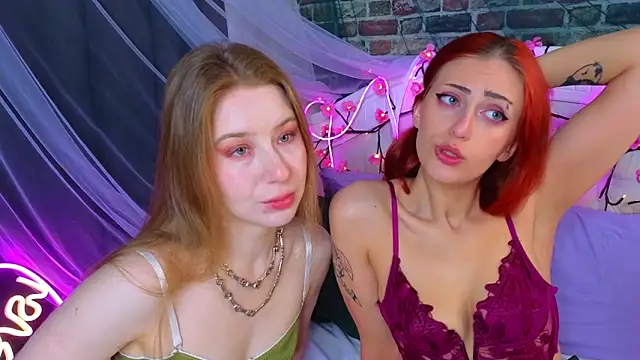 Snapshot of MarjorieBrown chatting on April 2026 07:37:02 PM MarjorieBrown online show from April 2026 07:37:02 PM