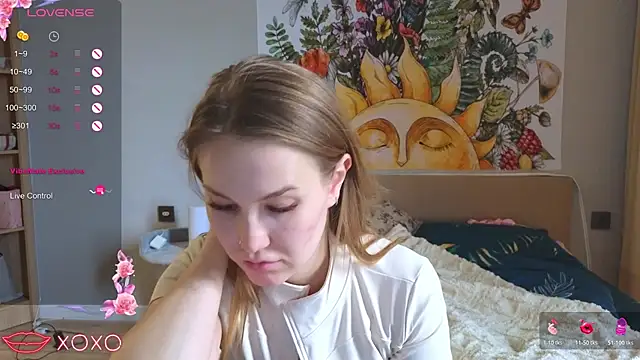 Snapshot of DianaShermy chatting on December 2025 10:09:02 AM DianaShermy online show from December 2025 10:09:02 AM