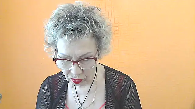 Snapshot of NessyJenixs chatting on May 2026 06:51:02 AM NessyJenixs online show from May 2026 06:51:02 AM