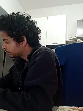 Snapshot of cingonduro chatting on March 2025 03:59:01 PM cingonduro online show from March 2025 03:59:01 PM