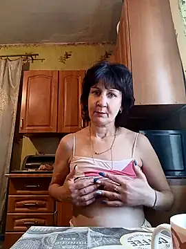 Laura Kiss online show from January 2025 10:41:02 AM