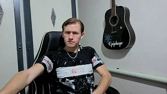 DiMastyzzz online show from January 2025 08:21:01 PM