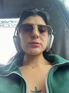 Snapshot of fiorella_paris chatting on March 2026 07:09:01 PM fiorella paris online show from March 2026 07:09:01 PM