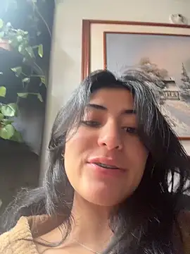 Snapshot of fiorella_paris chatting on April 2026 09:30:02 PM fiorella paris online show from April 2026 09:30:02 PM