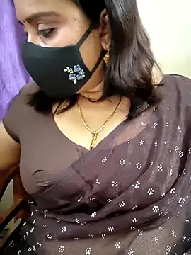 Queenflowerr online show from March 2026 03:05:02 PM