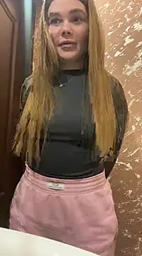 ella zzz online show from March 2025 01:17:01 PM