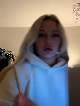 blissdimicco online show from October 2025 06:31:01 PM