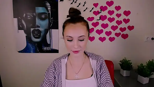 Nikonara Love online show from January 2025 01:53:01 PM