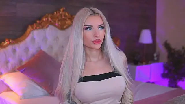 Juicy Jessye online show from November 2025 09:14:02 PM