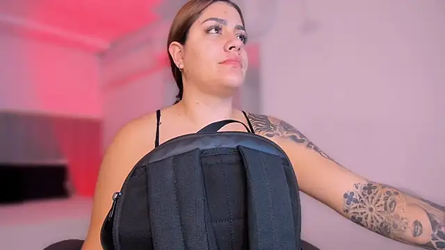 Snapshot of bonnieAn chatting on September 2025 11:10:02 AM bonnieAn online show from September 2025 11:10:02 AM