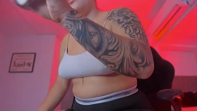 Snapshot of bonnieAn chatting on September 2025 11:32:02 AM bonnieAn online show from September 2025 11:32:02 AM